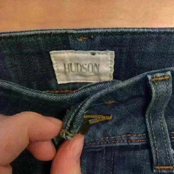 Hudson Ginny Straight Ankle with Cuff Cropped Jeans, Womens Size 25 - Picture 3 of 9
